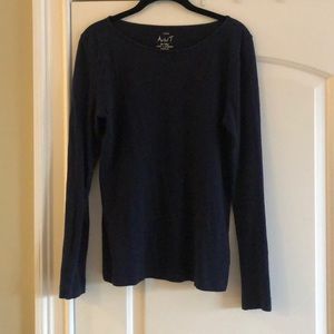 Navy blue long sleeve shirt